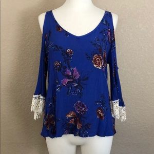 Xhilaration Blue Floral Lace Cold Shoulder Top